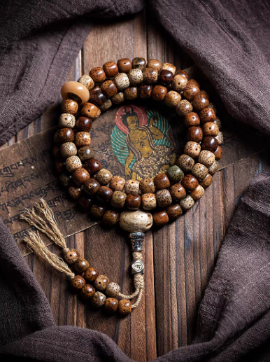 Aged Material Star Moon Bodhi Buddhist Prayer Beads Bracelet with Accessories - 108 Beads