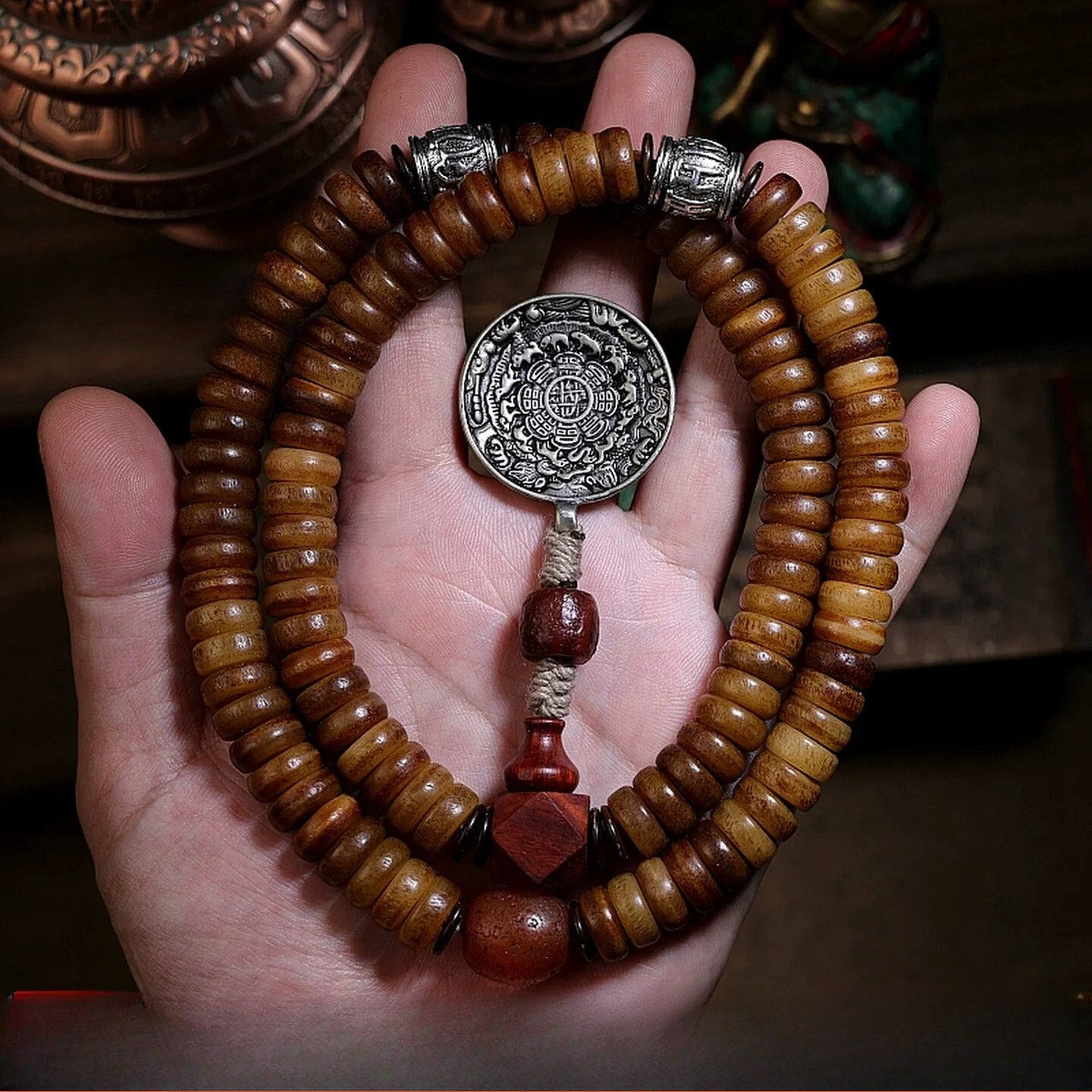 108 Beads Tibetan Mala Prayer Beads Old Stock Natural Tibet Yak Bone Handcrafted Bracelet Necklace Unisex Tibetan Style Yak Bone Spiritual Meditation Jewelry