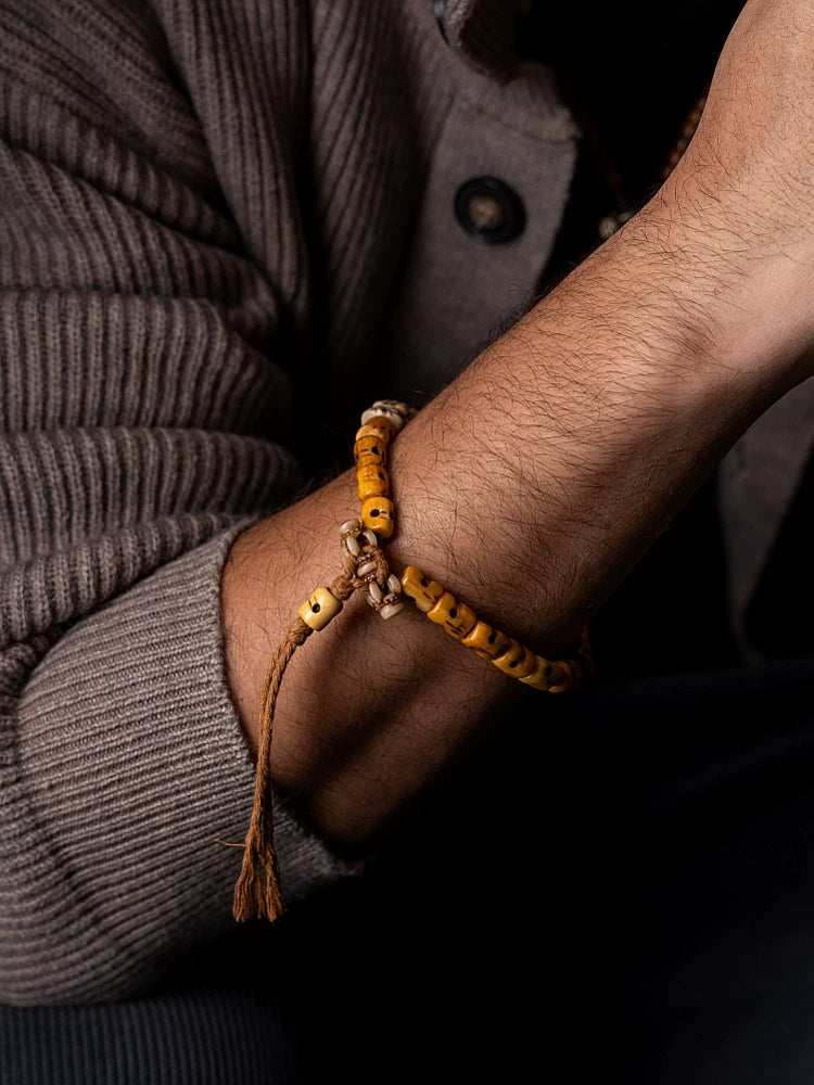 Hand Carved Replica Master of ShiTuoLin Wrist Bracelet Authentic Old Yak Bone Tibetan Style Prayer Bead Handheld Mala for Buddhist Jewelry Collection