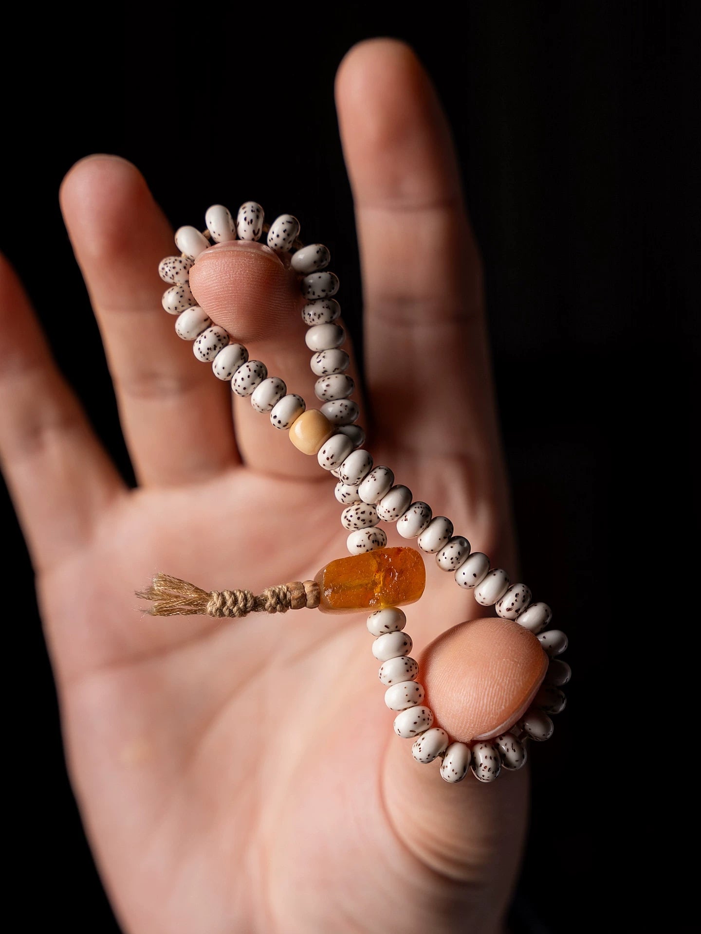 Miniature Star-Moon Bodhi Bracelet Single Loop Large Blank Space Sandalwood Beads Wrist Bracelet Handcrafted Natural Buddhist Prayer Mala Beads Mini Star-Moon Bodhi Single Circle Bracelet for Daily Wear Meditation
