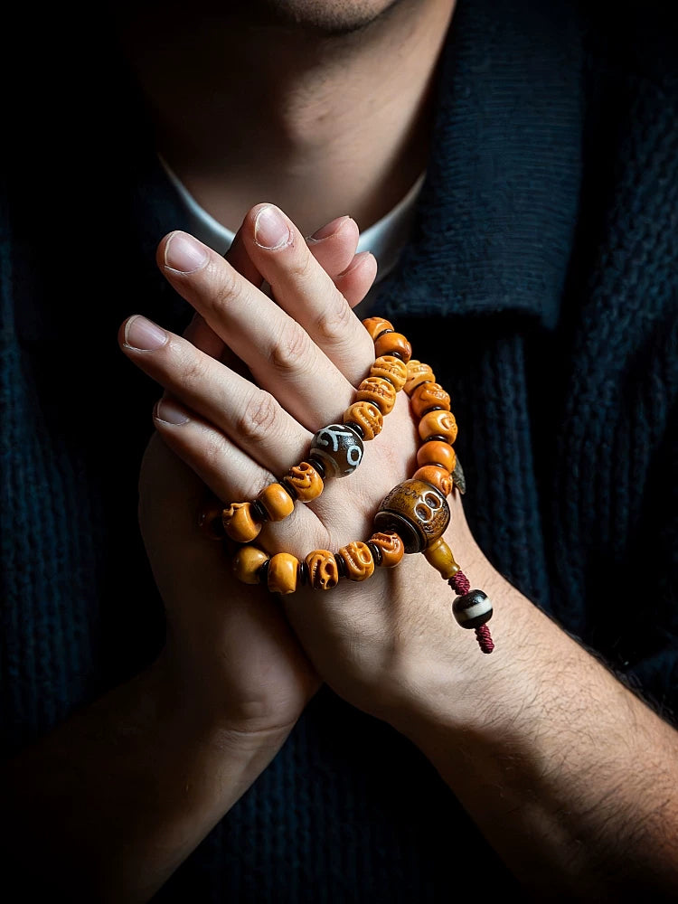 Tibet Natural Yak Bone Mala Beads Bracelet Vintage Hand Carved Skull Mahakala Multiple Wrap Wrist Bracelet Handmade Tibetan Ethnic Meditation Prayer Beads Jewelry for Men and Women