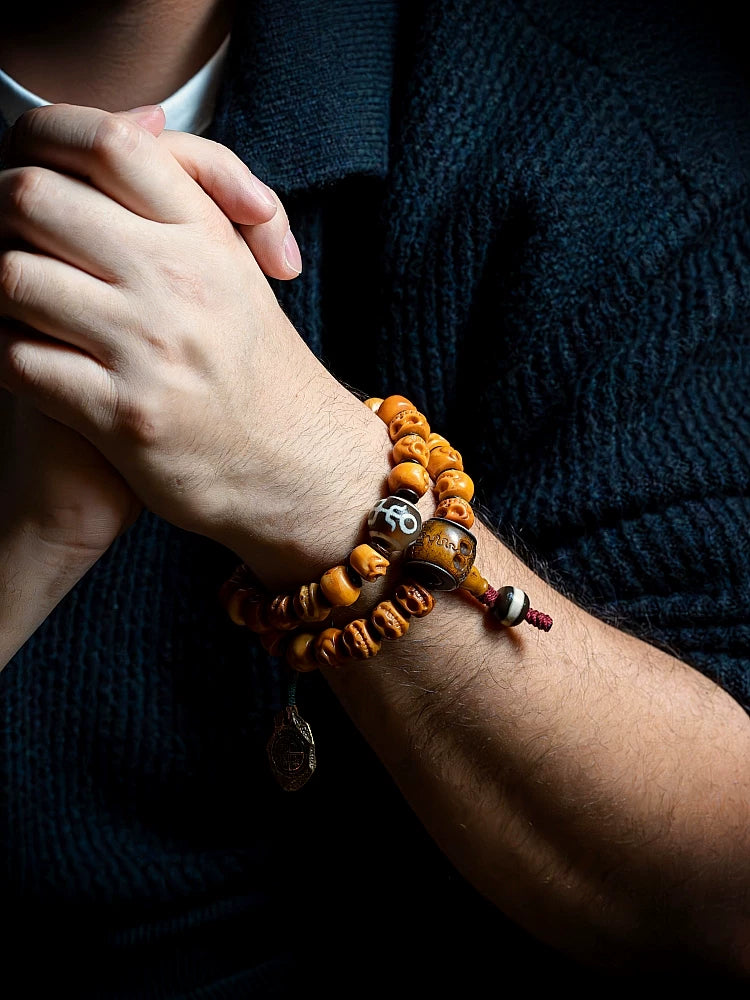 Tibet Natural Yak Bone Mala Beads Bracelet Vintage Hand Carved Skull Mahakala Multiple Wrap Wrist Bracelet Handmade Tibetan Ethnic Meditation Prayer Beads Jewelry for Men and Women
