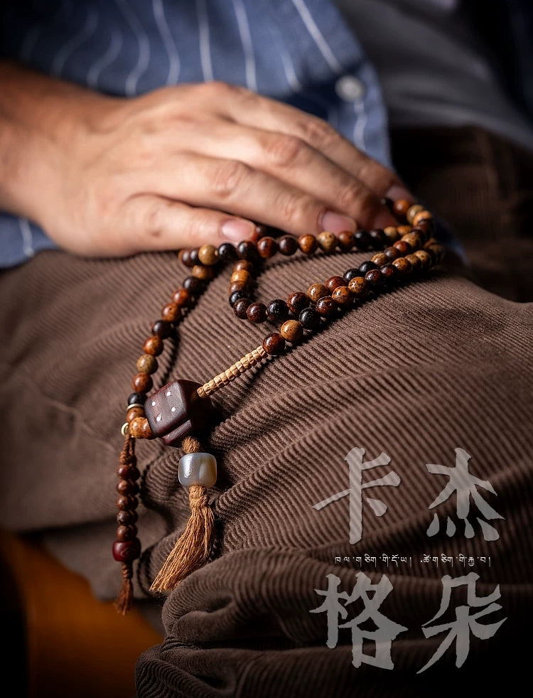 Tibetan Original Design 108 Beads Aged Star-Moon Bodhi Mala Beads Bracelet Handcrafted Buddhist Prayer Rosary Wrist Mala For Meditation Hand Play Jewelry Accessory