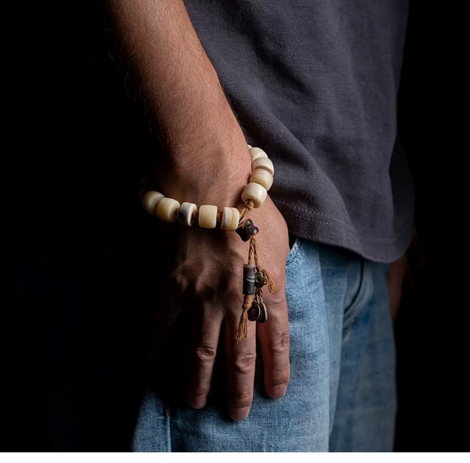 Naturlig primitiv tibetansk stil Yakokse-knoglebedekæde Enkeltløkke armbånd til mænd Autentisk tibetansk Yakokse-knogle buddhistisk meditationsperlearmbånd