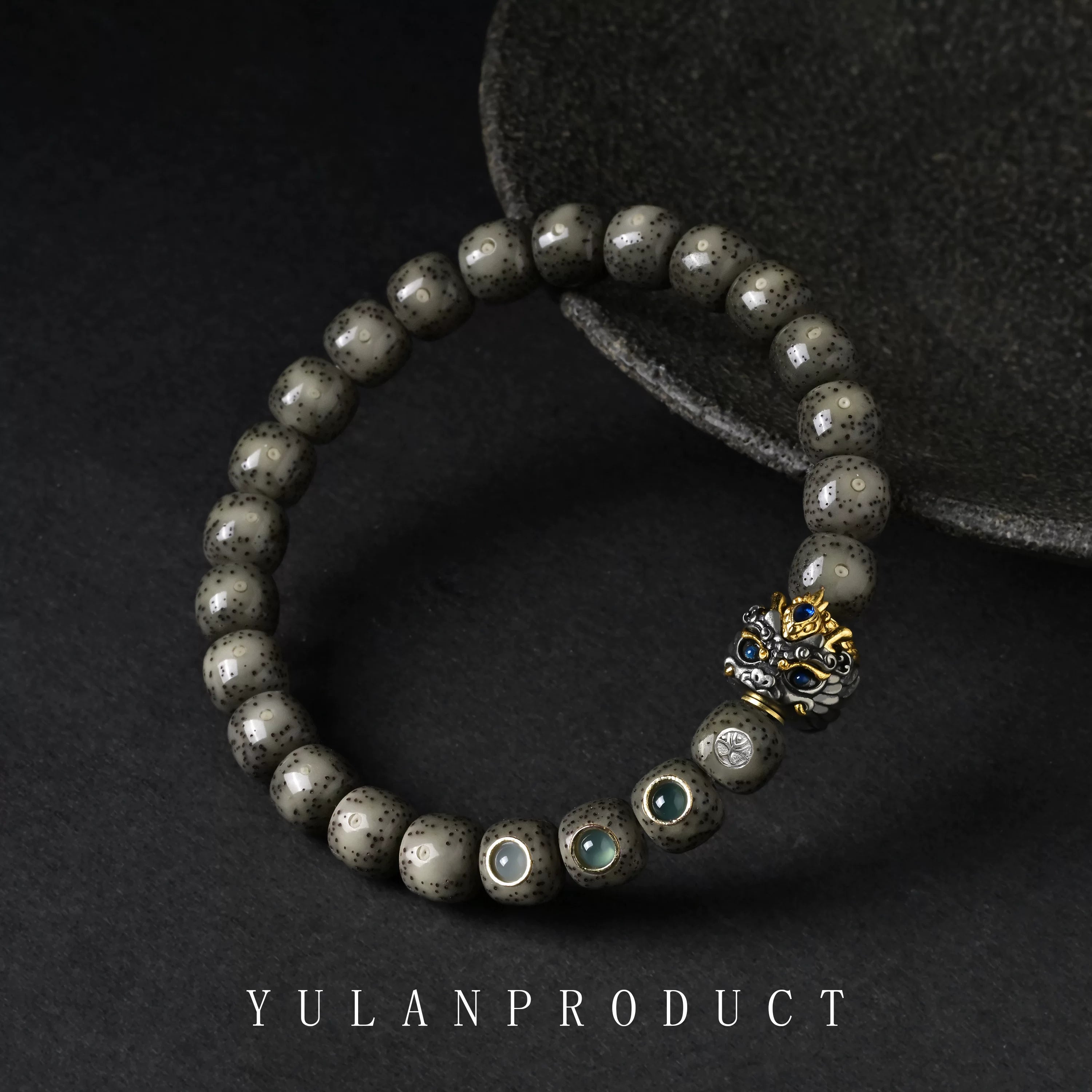 Yulan Wenwan [Xuanwu Town Ku Jianbing] Xingyue Bodhi waxy ice stone jade material 9mm disc play bracelet