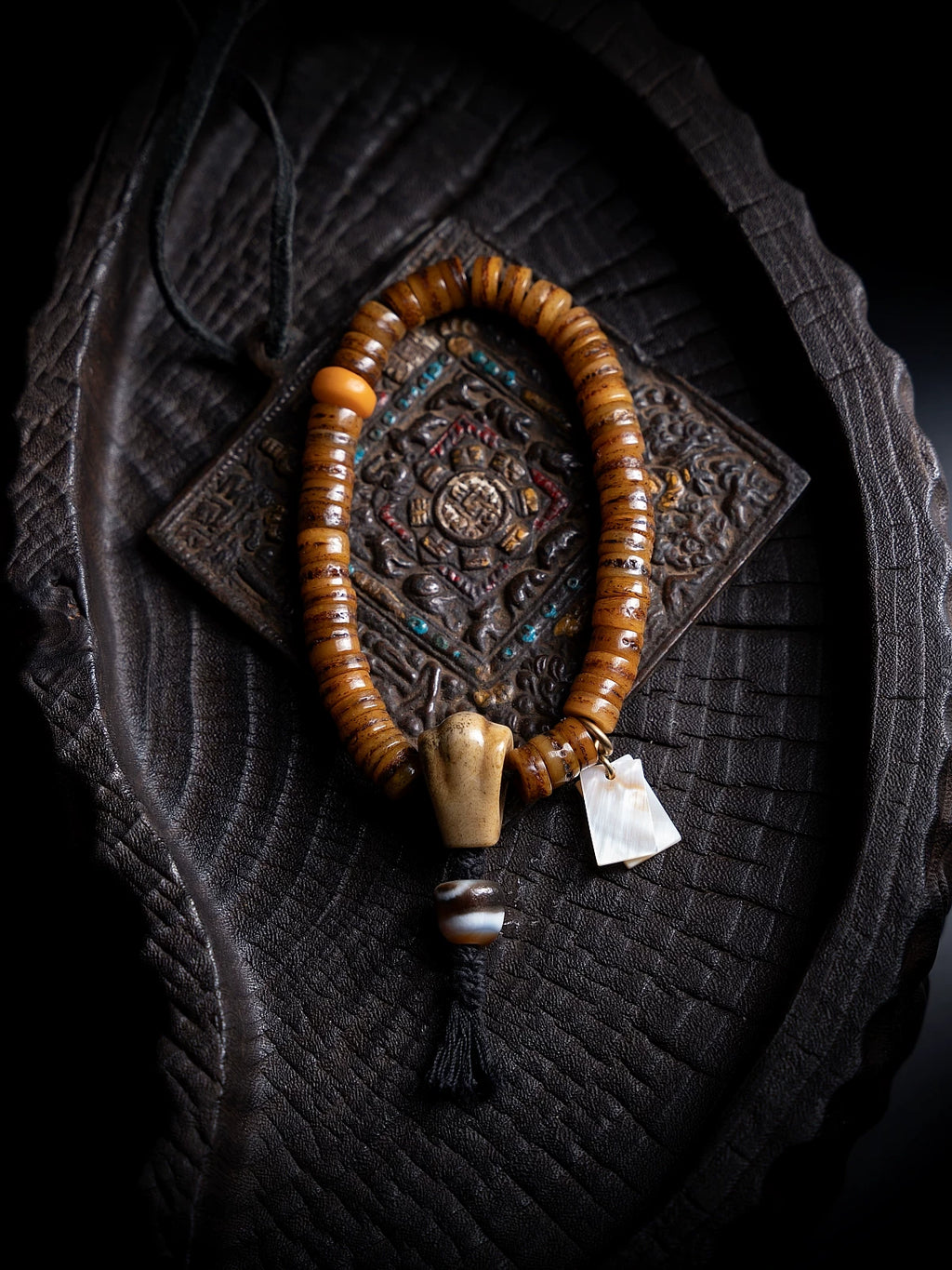 Original Tibetan Style Antique Yak Bone Beads Bracelet Traditional Tibetan Sacred Spirit Bone Handheld Mala For Hand Polishing Play Collection