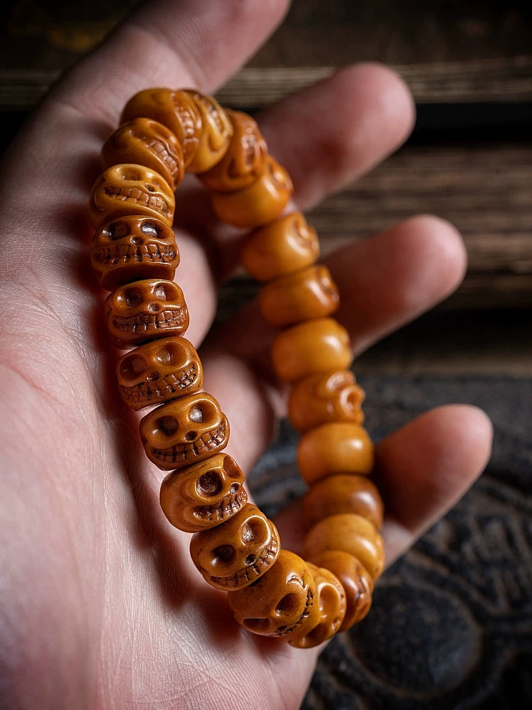 Natural Tibetan Yak Bone Mala Bracelet Single Strand Skeleton Citipatti Handmade Beaded Wristband Tibetan Style Buddhist Meditation Jewelry for Men and Women Spiritual Yoga Accessories