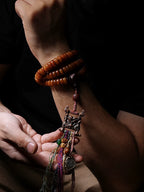 Tibetansk stil, naturligt gammelt materiale, yakokseben, 108 perler bedemala til mænd og kvinder, yakoksebenarmbånd/-halskæde med skriftspænde, håndlavede tibetanske smykker