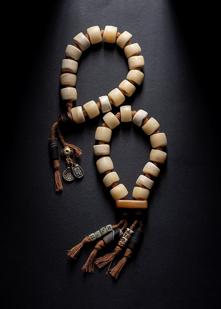 Naturlig primitiv tibetansk stil Yakokse-knoglebedekæde Enkeltløkke armbånd til mænd Autentisk tibetansk Yakokse-knogle buddhistisk meditationsperlearmbånd