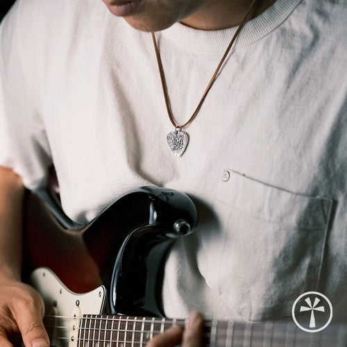 Handmade Independent Original Design Rock and Roll 999 Sterling Silver Guitar Pick Pendant Charm Necklace Silver Jewelry for Jewelry Store244