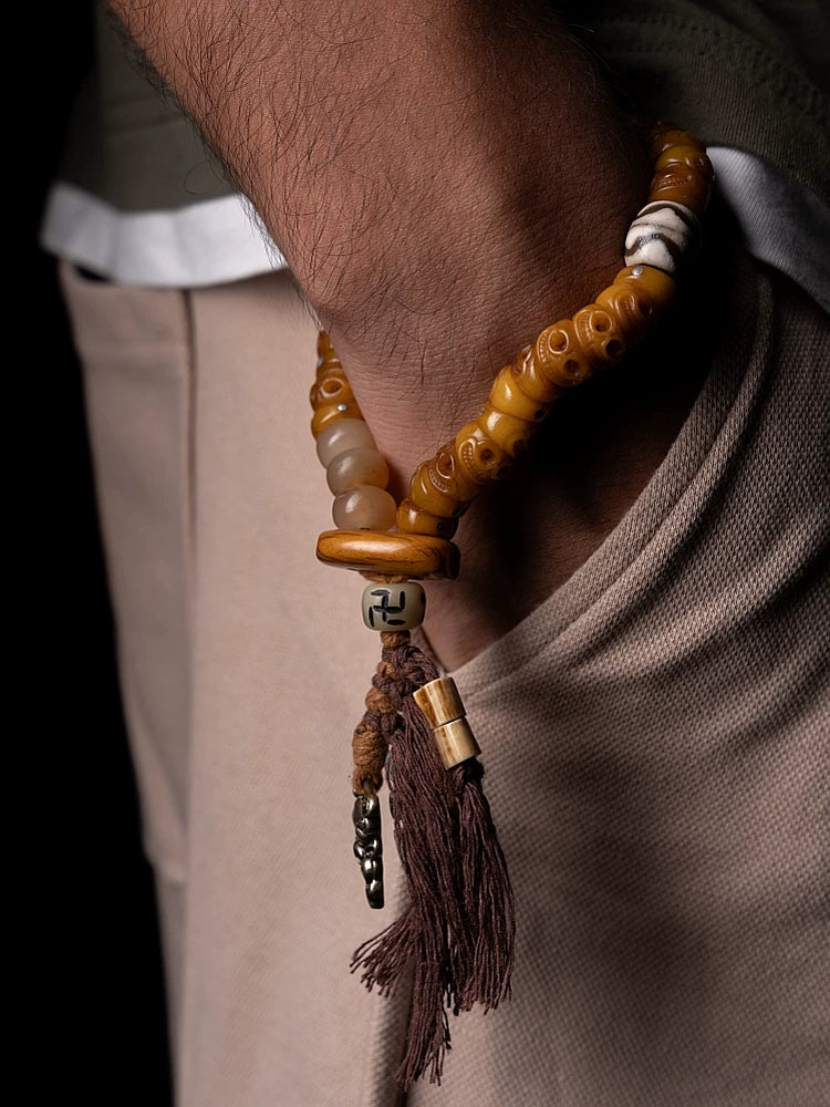 Tibetansk armbånd med bedekæde i jakokseben med diagonalt skåret frynsedesign, Sitapati-skelet, perler i jakokseben, håndsnoret Mala til meditation, tibetansk buddhistsmykke