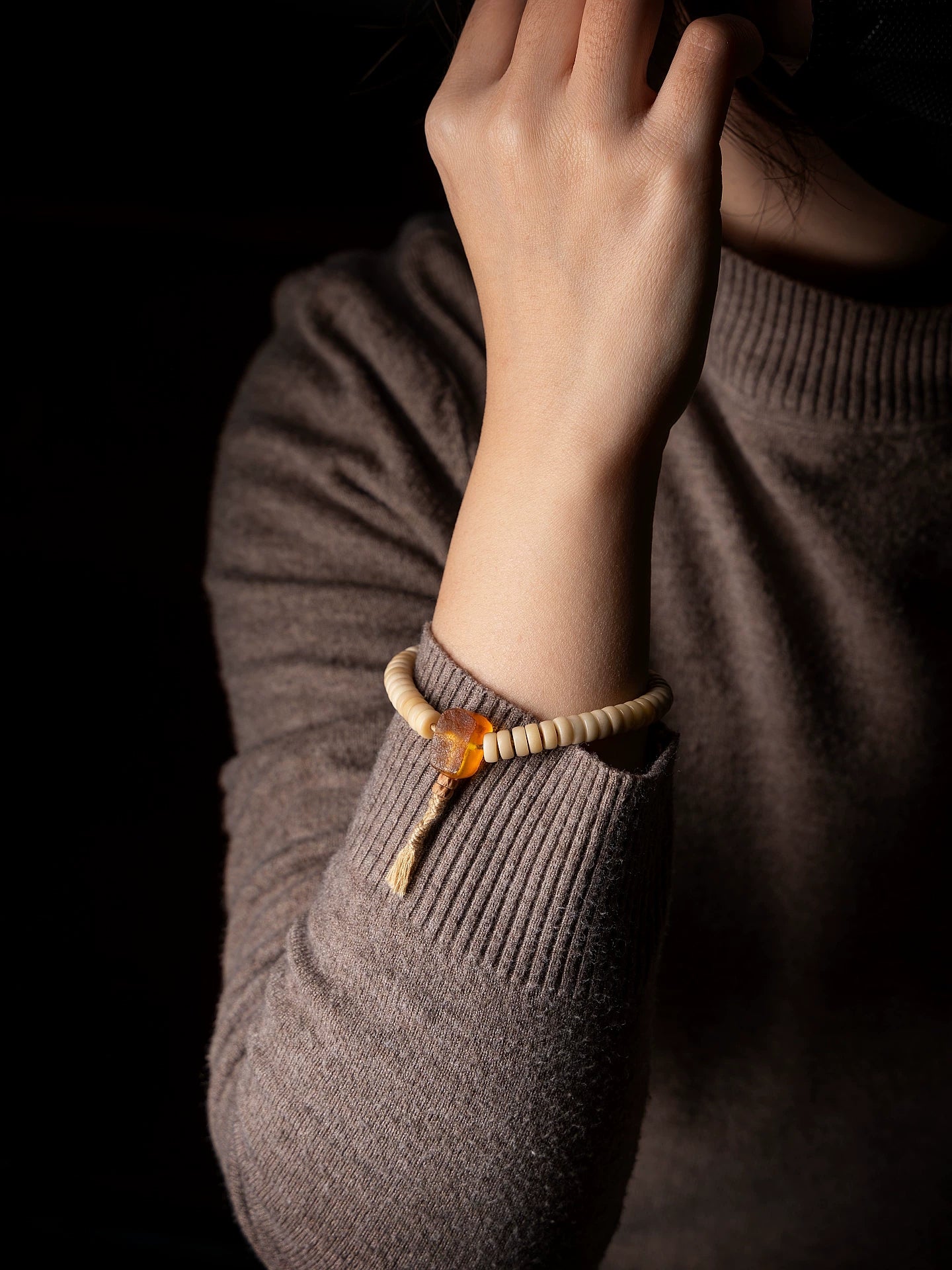 Natural Aged Bodhi Root Bracelet Single Loop Wristband Small Size Handheld Bodhi Bracelet Natural Aged Bodhi Hand Chain For Daily Wear Meditation Jewelry